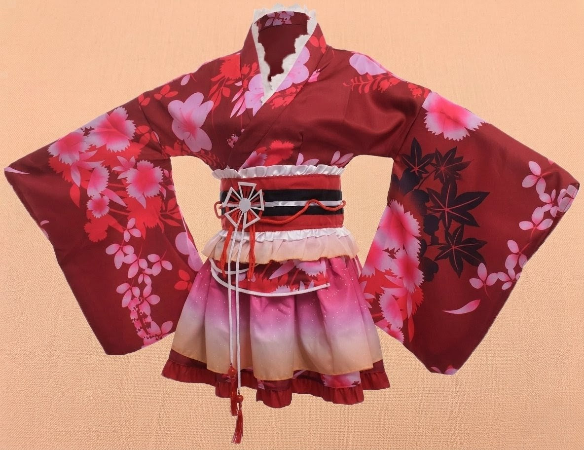 Elegant Floral Yukata: A Fusion of Tradition and Modernity